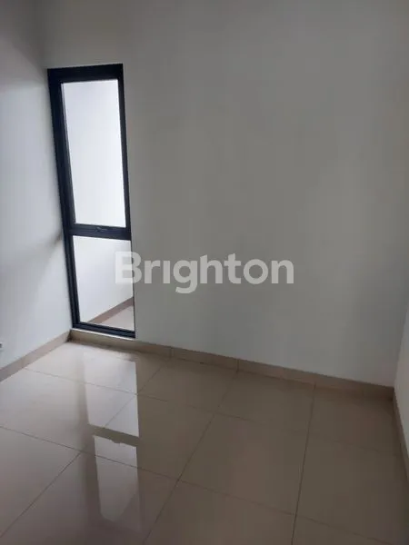 image RUMAH DI SUMMARECON CROWN GADING BEKASI TIPE LANGKA (5)