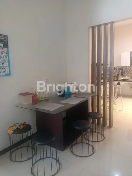 image RUMAH 2 LANTAI SEMI FURNISH ONE GATE SYSTEM ROW JALAN LEBAR DI SUKOLILO (5)