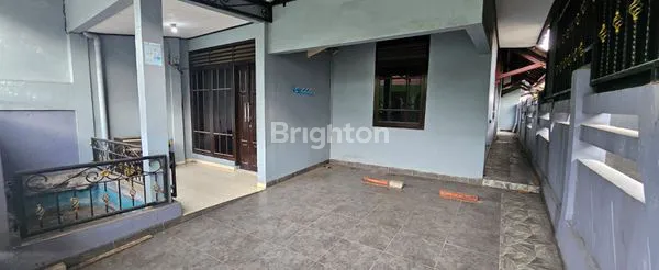 image RUMAH HOOK LOKASI STRATEGIS  (1)