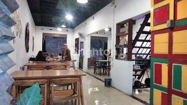 image TOKO DI JEBRES SOLO (5)