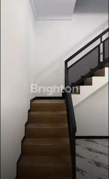 image RUMAH 2 LANTAI  PERMATA SIWALAN INDAH (2)