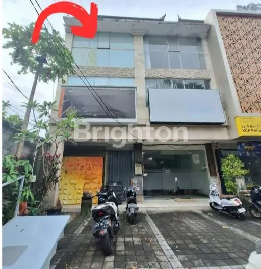 image RUKO 3 LANTAI  RENON DENPASAR  TIMUR  BALIKAN (2)