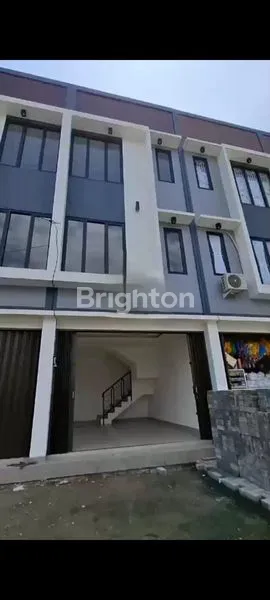 image DIJUAL RUKO HOEK PURI KINTAMANI JL. GADOK  CISALAK (1)