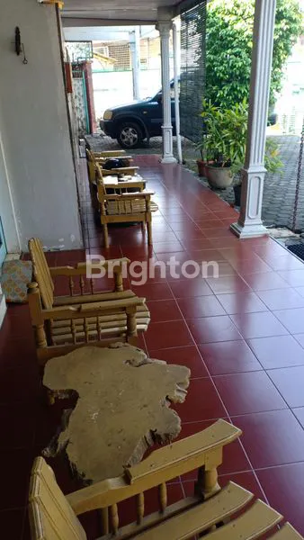 image MILIKI SEGERA RUMAH BESAR HALAMAN LUAS. BEBAS BANJIR. LOKASI STRATEGIS TENGAH KOTA SEMARANG. LINGKUNGAN NYAMAN. TERLETAK DI JL. SOMPOK, SEMARANG SELATAN.   (1)