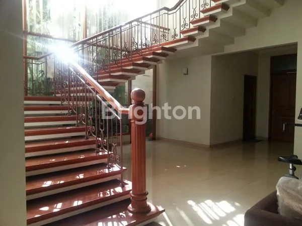 image JUAL RUMAH MEWAH DI ARAYA (1)