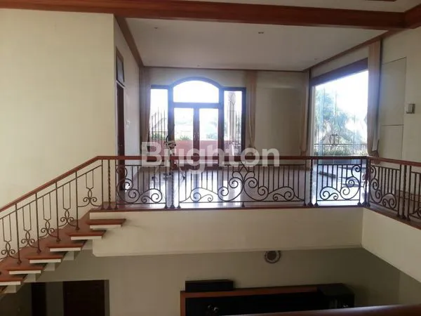 image JUAL RUMAH MEWAH DI ARAYA (4)