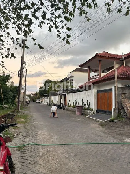 image TANAH STRATEGIS DI PERUMAHAN DI SEMINYAK (4)