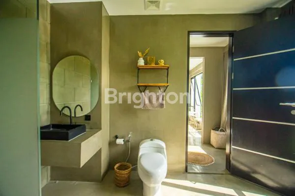 image VILLA SUNRISE VIEW SAWAH PEMANDANGAN MENAKJUBKAN DI CANGGU (3)