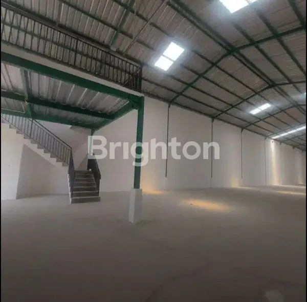 image KANTOR DAN GUDANG BESAR (23X58) MODERN DI SURYA GRAND CISOKA TANGERANG (3)