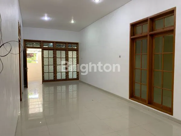 image RUMAH 1 LANTAI SIAP HUNI DI SOLO BARU  (6)