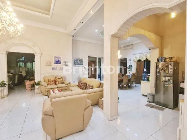 image GUNTUR RUMAH BAGUS MEGAH KAWASAN ELITE DEKAT PUSAT KOTA SEMARANG ATAS (4)