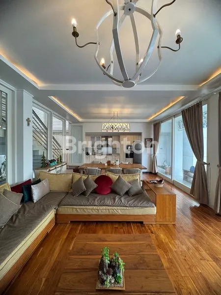image VILLA MEWAH 4KT DI UMALAS DEKAT BEACH CLUB (2)