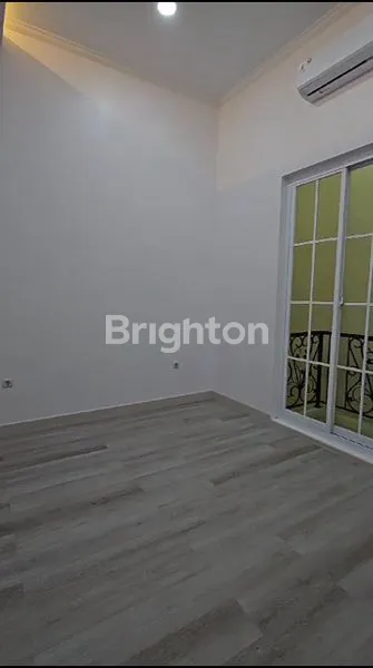 image RUMAH BRAND NEW DI PULOMAS JAKARTA TIMUR (2)