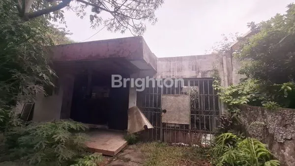 image RUMAH IMPIAN DI BINTARO!<br />
RUMAH LUAS STRATEGIS – COCOK UNTUK HUNIAN, RENOVASI, ATAU INVESTASI – HARGA 5,1 M! (3)