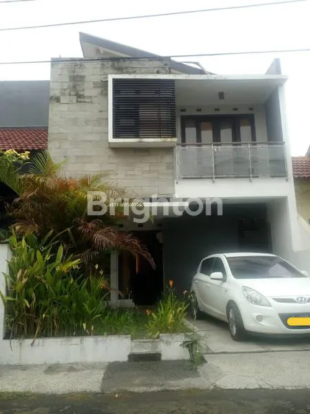 RUMAH 2 LANTAI BAGUS DAN RAPI DI PINUS REGENCY DI BABAKAN CINAMBO BANDUNG