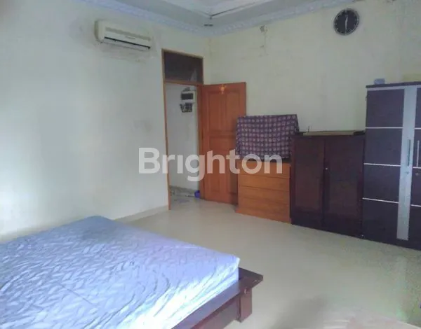 image RUMAH PADEMANGAN 3 LANTAI FURNISH JALAN LEBAR JAKARTA UTARA (4)