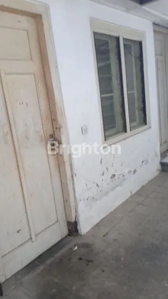 image RUMAH MUNGIL STRATEGIS TENGAH KOTA. SELANGKAH KE CIPUTRA MALL DAN SIMPANG LIMA. LOKASI DI JL. ANGGREK SEMARANG (3)