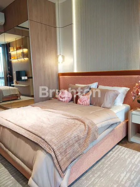 image RUMAH MEWAH CLUSTER TERBARU DENGAN KOLAM RENANG (6)