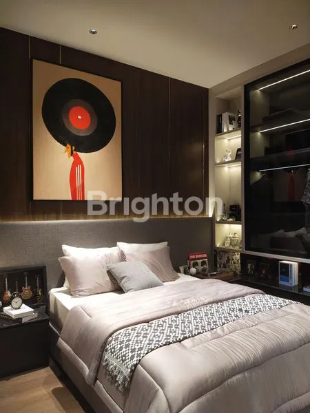 image RUMAH MEWAH CLUSTER TERBARU DENGAN KOLAM RENANG (5)