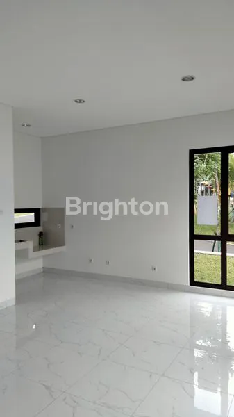 image DIBAWAH HARGA PASARAN RUMAH HOEK DI CITRA SENTUL RAYA (4)