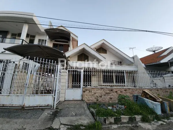 image DIJUAL ATAU DISEWAKAN RUMAH DI DHARMAHUSADA INDAH UTARA (1)