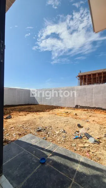 image RUMAH CANTIK. GREEN VIENNA. DEPAN POLDA. BATAM KOTA (8)