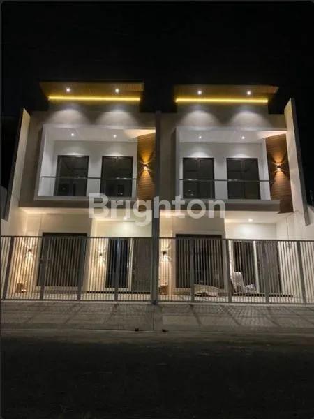 image RUMAH BARU GRESS 3 LANTAI MINIMALIS BARUK SELANGKAH RAYA MERR NIRWANA PANJANG JIWO ARAYA UBAYA (1)