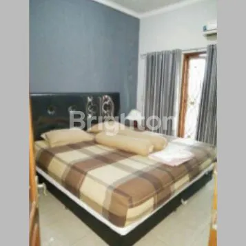 image RUMAH SIAP HUNI SANGAT STRATEGIS UNTUK KANTOR ATAU KLINIK DI MARGAHAYU RAYA (JL UTAMA) (4)