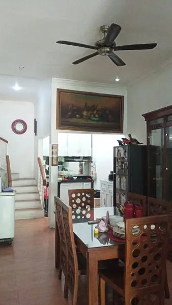 image RUMAH SIAP HUNI SEMI FURNISH STRATEGIS  (3)