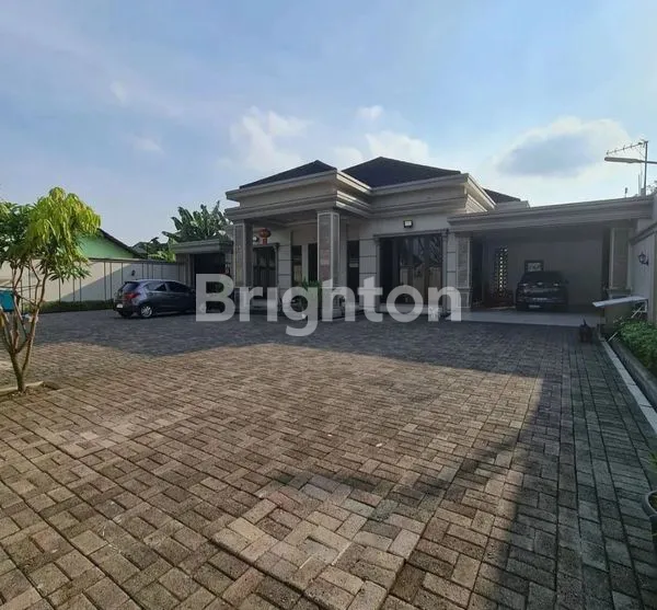 image RUMAH MEWAH & LUAS PINGGIR JLN DI KARYA SEI AGUL MEDAN (1)