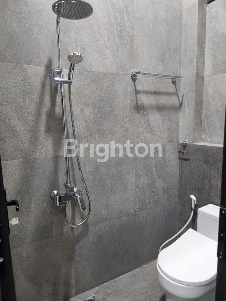 image RUMAH MEWAH & LUAS PINGGIR JLN DI KARYA SEI AGUL MEDAN (7)