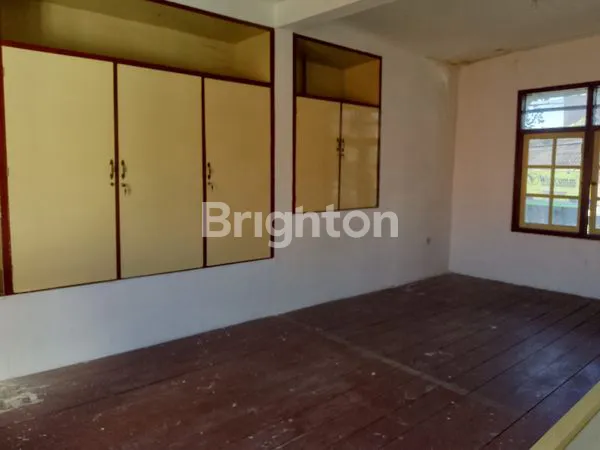 image TOKO 2 LANTAI STRATEGIS  (4)