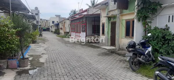 image RUMAH 1 TINGKAT DALAM KOMPLEK TANDEM (4)