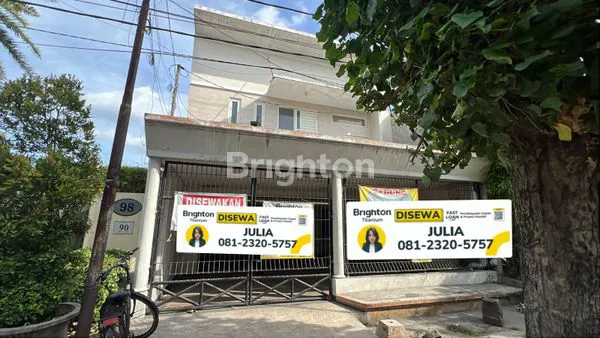 image RUMAH STRATEGIS LUAS 200 M² – COCOK UNTUK HUNIAN ATAU KANTOR (1)