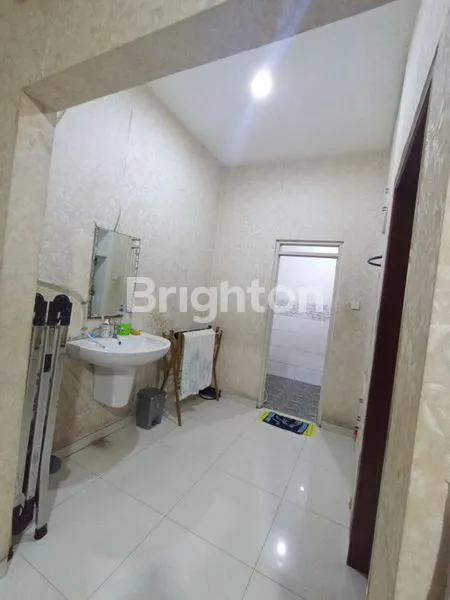 image RUMAH BAGUS SIAP HUNI DI PEKOJAN JAKARTA BARAT (8)