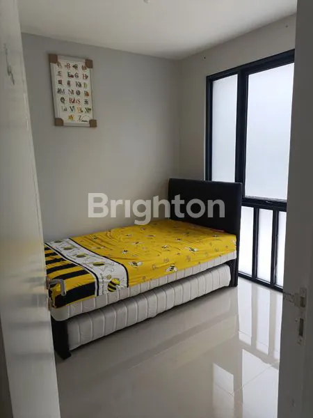 image RUMAH FULL FURNISHED & STRATEGIS DI ROYAL RESIDENCE DEKAT UNESA & PAKUWON MALL (4)