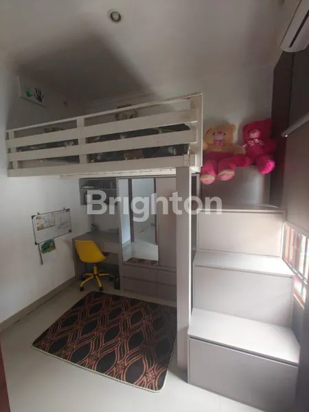 image RUMAH 2 LANTAI FULL FURNISHED DI SESETAN (3)