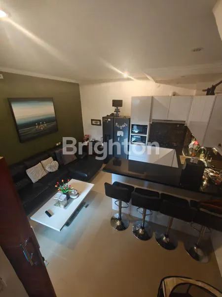 image RUMAH 2 LANTAI FULL FURNISHED DI SESETAN (1)