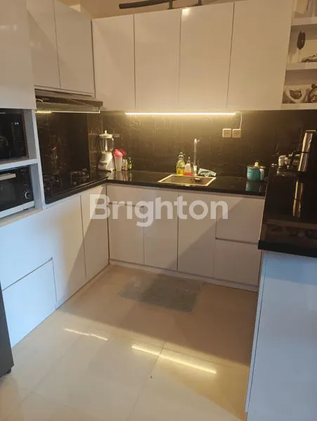 image RUMAH 2 LANTAI FULL FURNISHED DI SESETAN (2)