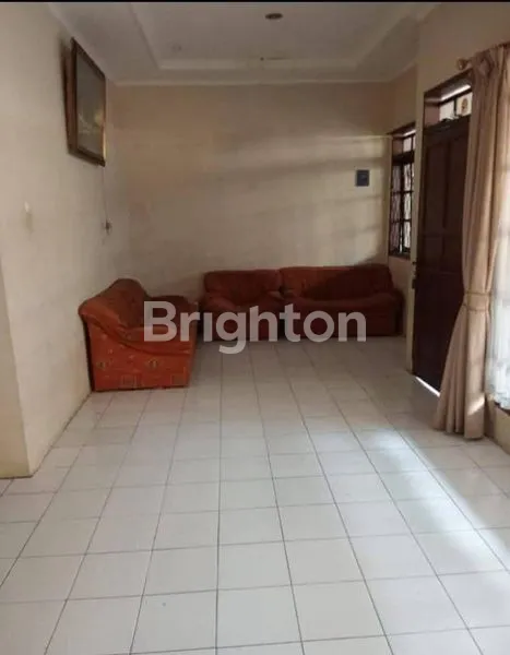 image RUMAH LUAS HJ KURDI DEKAT TOL MOCH THOHA (4)