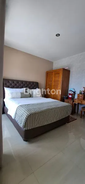 image RUMAH ASRI 2 LANTAI LUAS DAN NYAMAN DI JIMBARAN  (2)