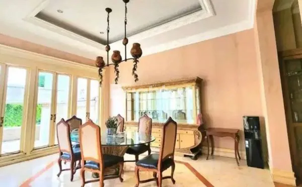 image DIJUAL RUMAH MEWAH DALAM CLUSTER LOKASI PREMIUM DI MAMPANG (4)