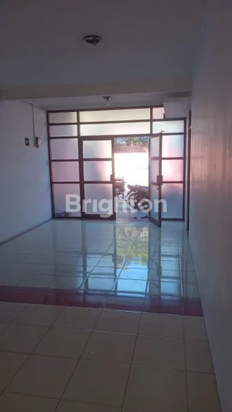 image RUMAH MEWAH 8+1 KT DI CIGADUNG DEKAT KAMPUS, COCOK KOST (2)