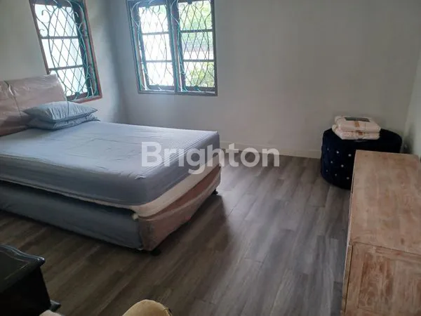 image RUMAH MODERN MINIMALIS DI JL NUANSA UTAMA JIMBARAN KUTA SELATAN (4)