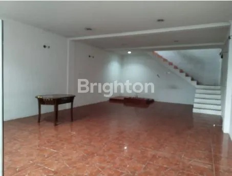 image DIJUAL & DISEWAKAN TEMPAT USAHA DI JL.RAYA  PANGKALAN JATI PERBATASAN JAKARTA SELATAN DEPOK (3)