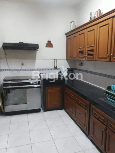 image PROPERTI ELITE 4+1 KT FURNISHED KAYU PUTIH (7)