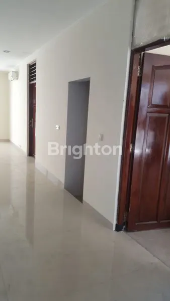 image RUMAH 2 LANTAI MINIMALIS SUTOREJO SELATAN SIAP HUNI DEKET ITS DAN PAKUWON CITY (5)