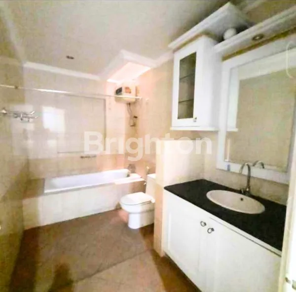 image TENGGILIS UTARA FULL FURNISHED, SIAP HUNI!  (6)