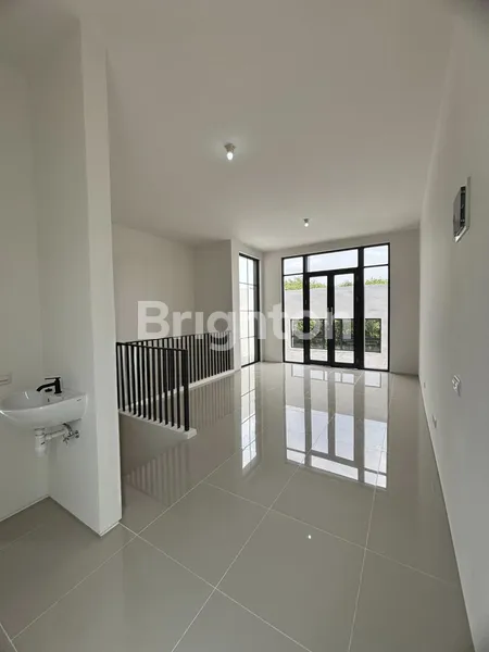 image RUKO 2 LANTAI BARU NEW GRESS TYPE ANTARA ARTA SPACE KOMPLEK PERUM AMESTA LIVING GUNUNGANYAR DEKAT MEDOKAN UPN RUNGKUT MERR (4)