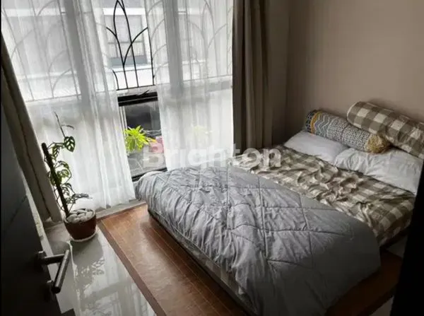 image RUMAH CANTIK DI GRAHA RAYA BINTARO (8)